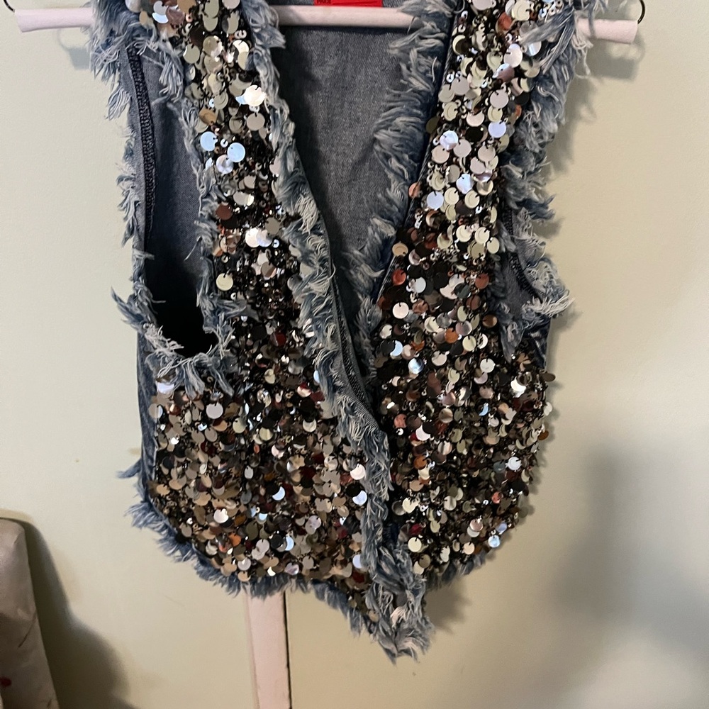 Adore Frayed Denim Vest with Sequins - Picture 2 of 4